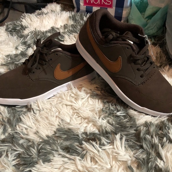 Nike Other - NWOT Nike boys